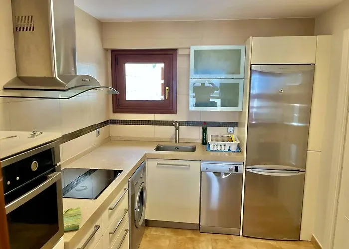 Ertzilla - Vistas Al Mar. *